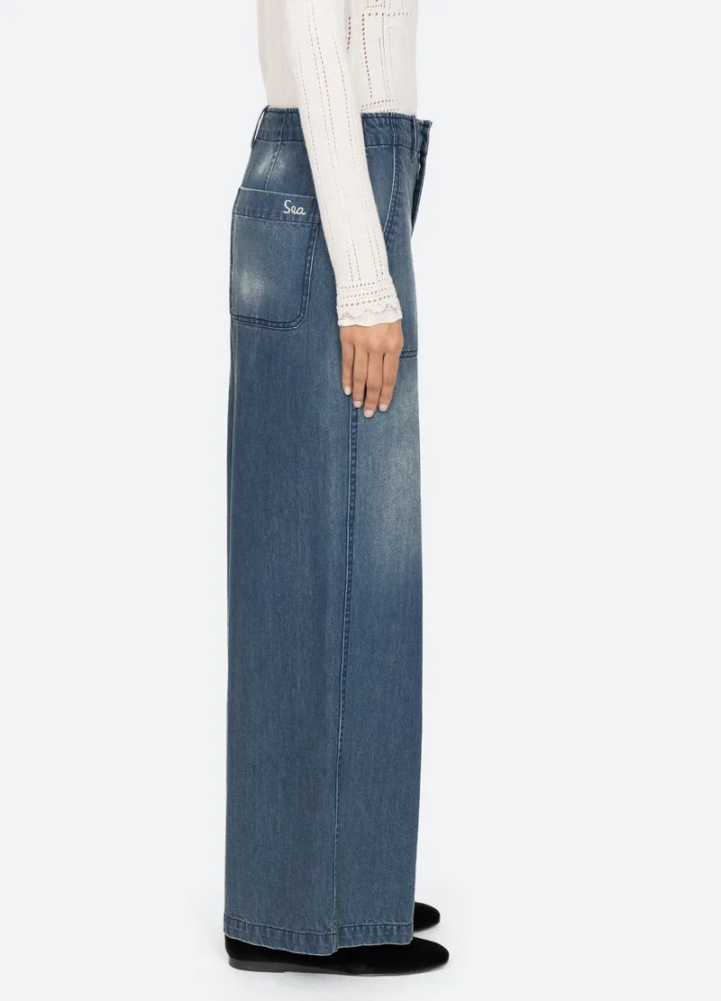 Amari Wide Leg Relaxed Jean