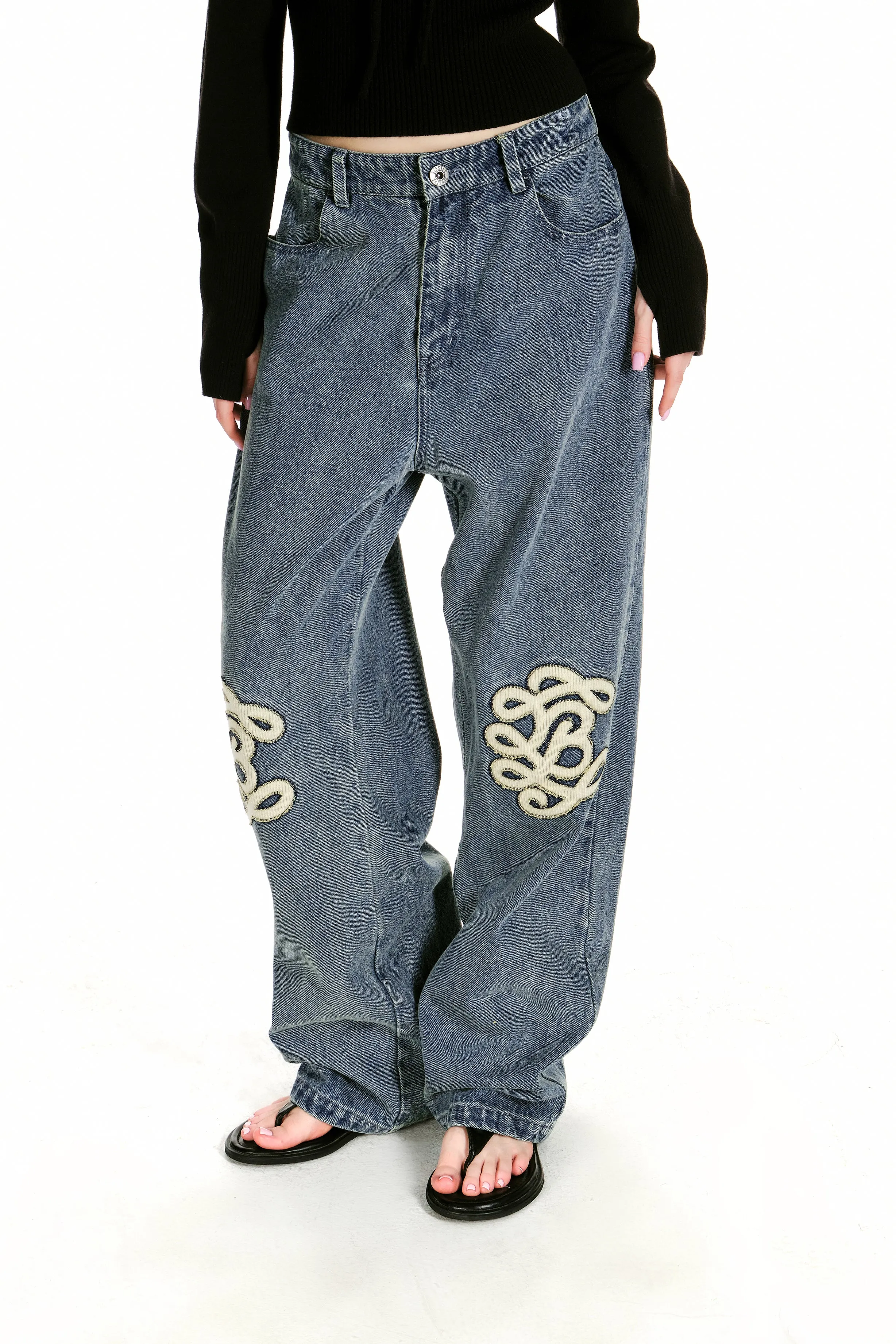 Classic Trendy Cotton Applique Pattern Jeans