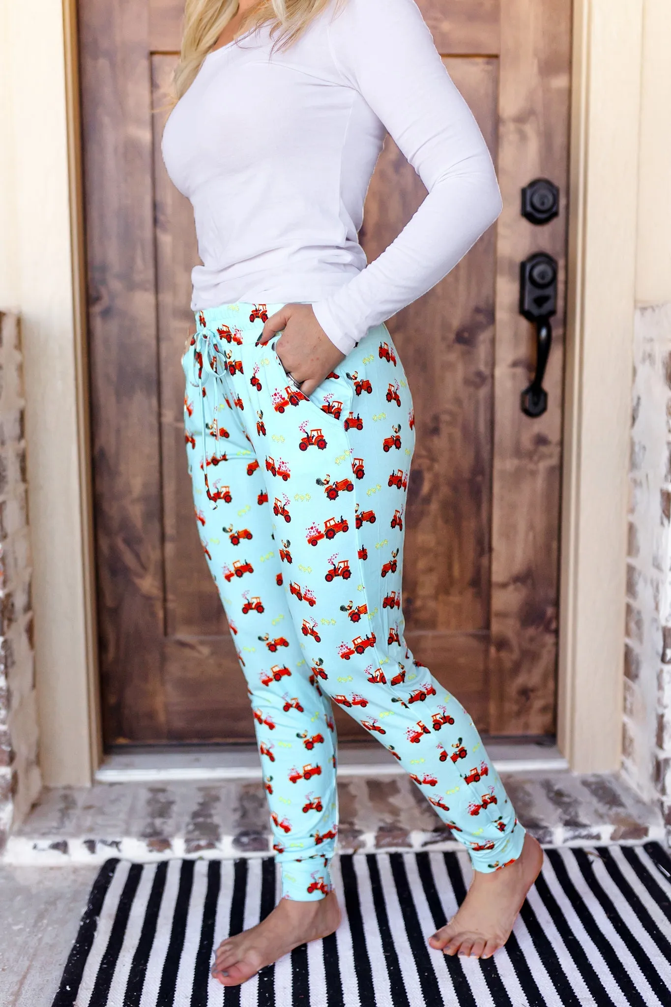 Farm Friends With Red Tractors Women's Jogger Style Pj Pants