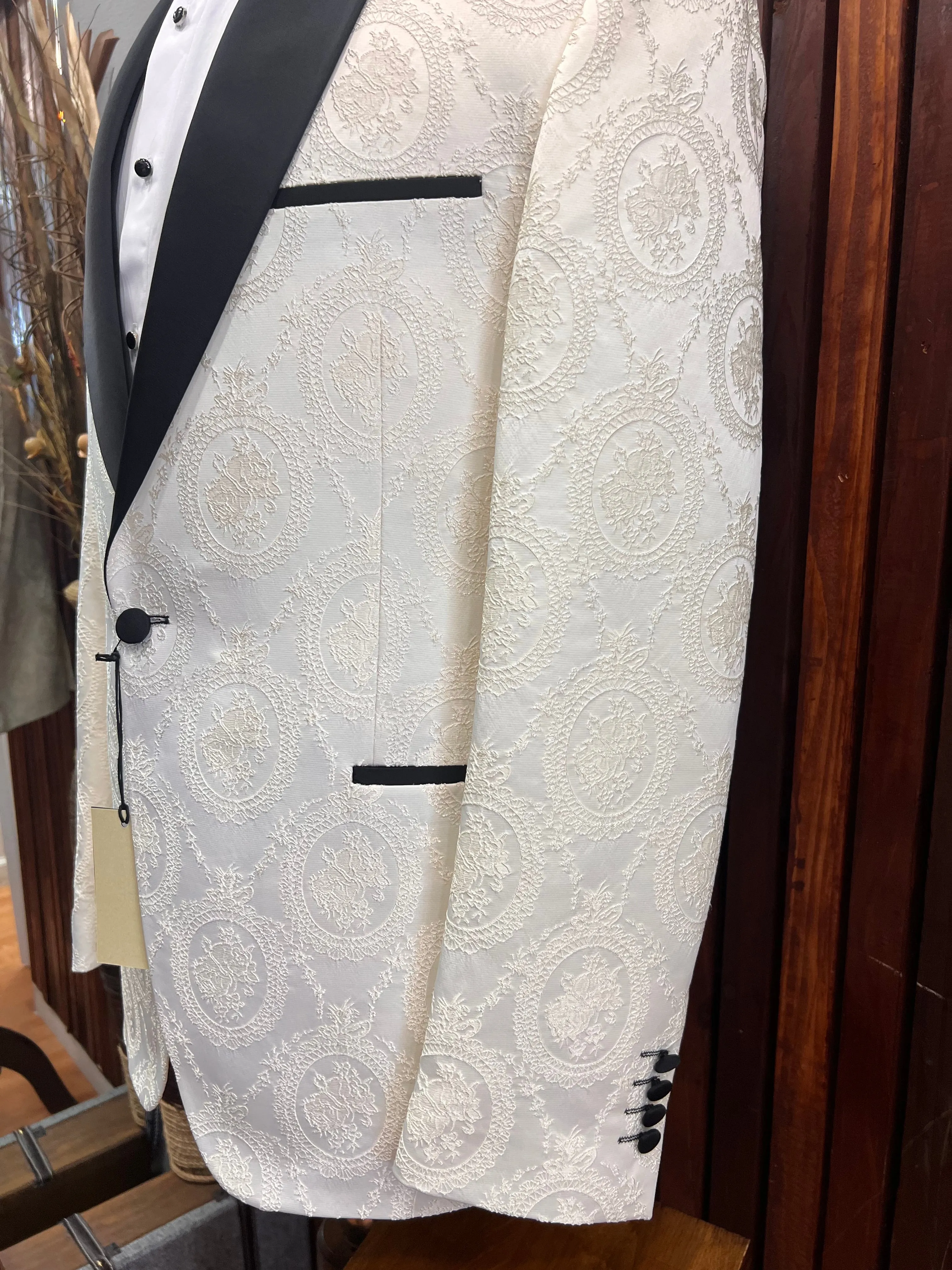 Mens Floral White Tuxedo with Black Shawl Lapel Slim fit 3 piece Tuxedo | Big And Tall | Weddings and Special Eventse