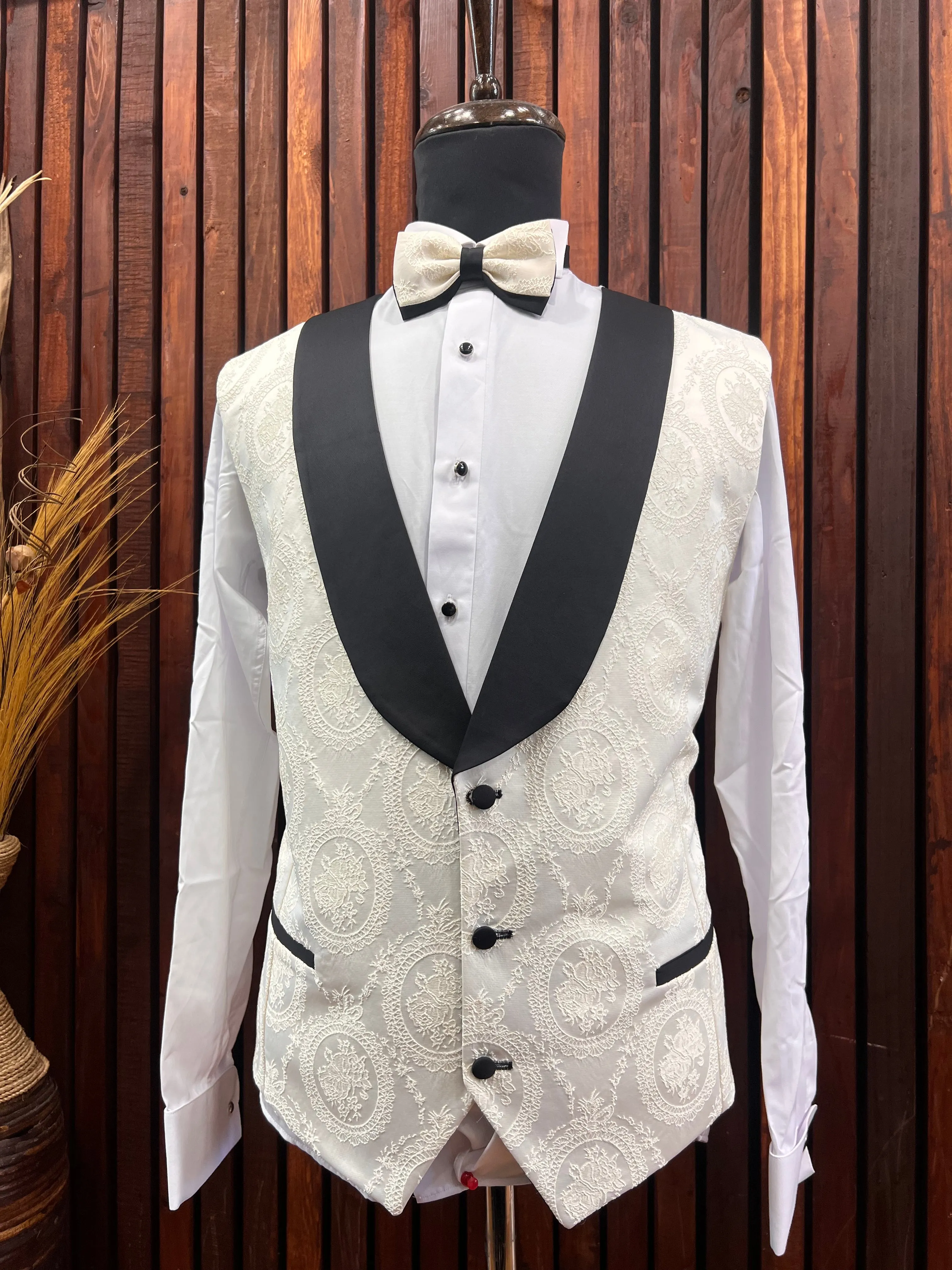 Mens Floral White Tuxedo with Black Shawl Lapel Slim fit 3 piece Tuxedo | Big And Tall | Weddings and Special Eventse